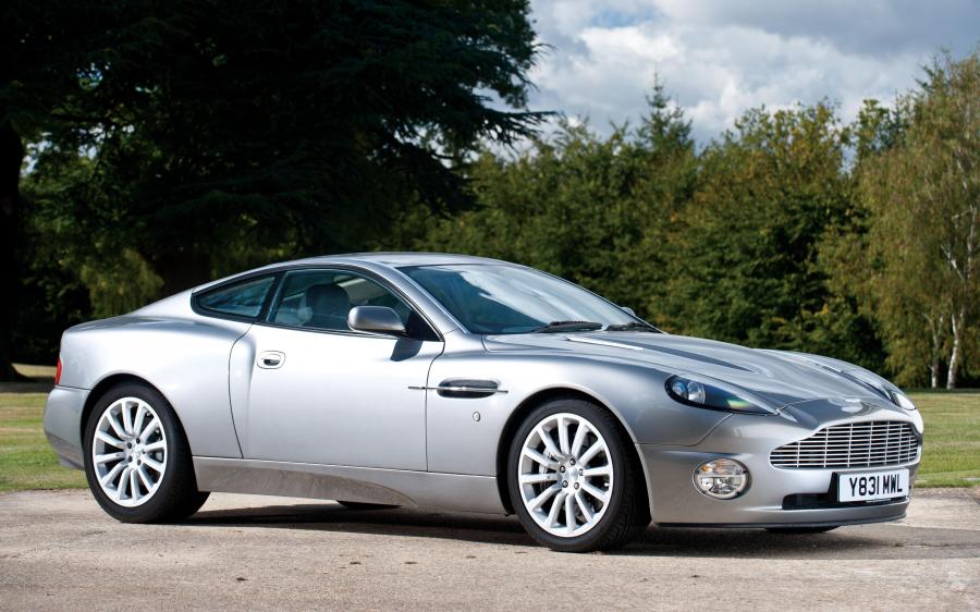 Aston Martin V12 Vanquish Prototype '2001